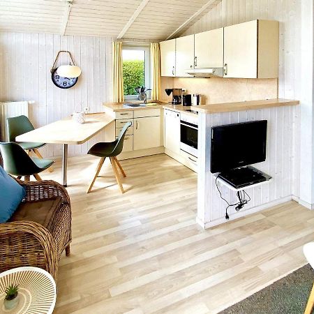 Two-Bedroom Holiday Home In Groemitz 7 Exterior photo