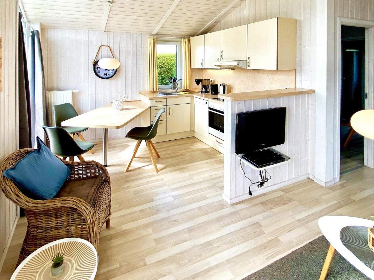 Two-Bedroom Holiday Home In Groemitz 7 Exterior photo